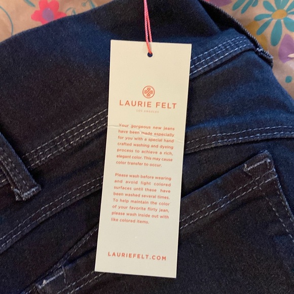 Laurie Felt kick boot jeans - Picture 2 of 5